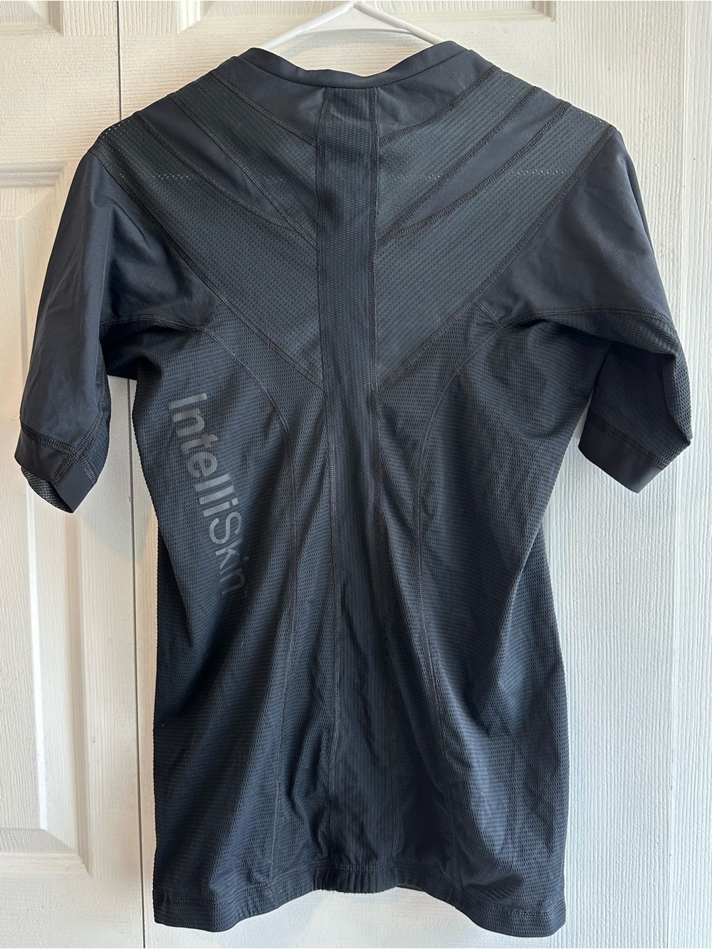 IntelliSkin Compression Posture Correcting shirt in Black